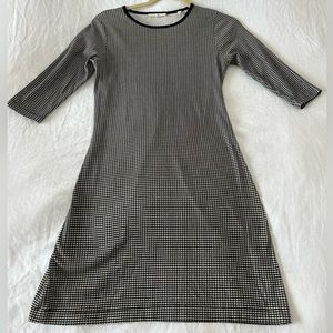 Doen brand new never worn black and white gingham knit mini long sleeve dress S